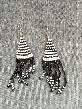 NEW African Handmade Beaded Black White Earrings. Bought in Africa. Masai